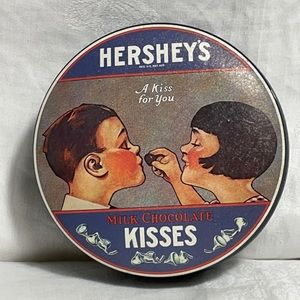 Vintage 1982 HERSHEY'S Round Collectible Tin